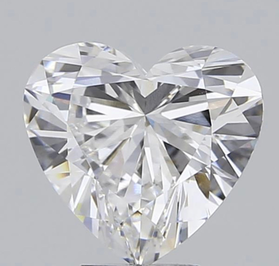 Diamant Herz Schliff 3,09 Karat / VVS2 / E / IGI zertifiziert / CVD
