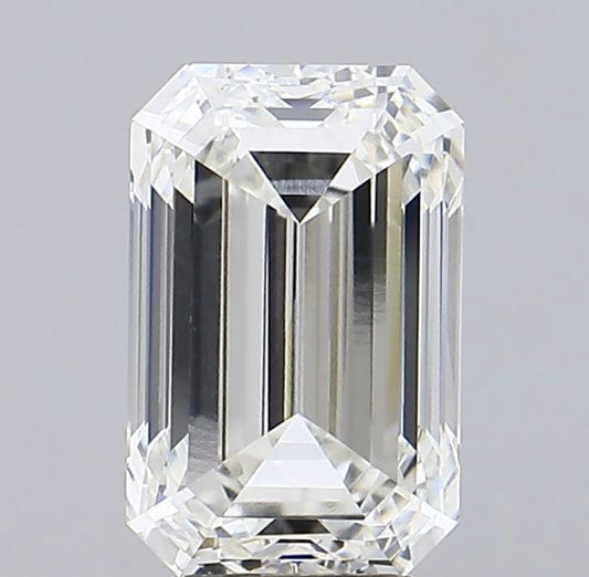 Diamant Smaragd Schliff 4,51 Karat / VVS2 / G / IGI zertifiziert / CVD