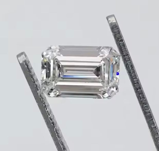 Diamant Smaragd Schliff 1 Karat / VS1 /E / DK zertifiziert /